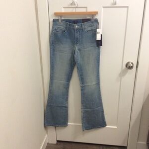 NYDJ light denim Flares sz 6 - women's jeans NWT!